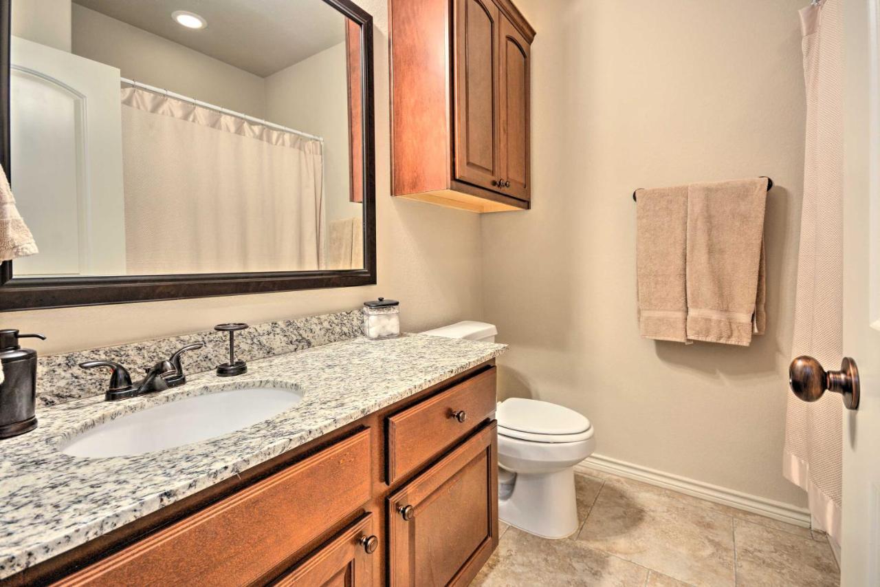 College Station Townhouse With Private Patio Exterior foto